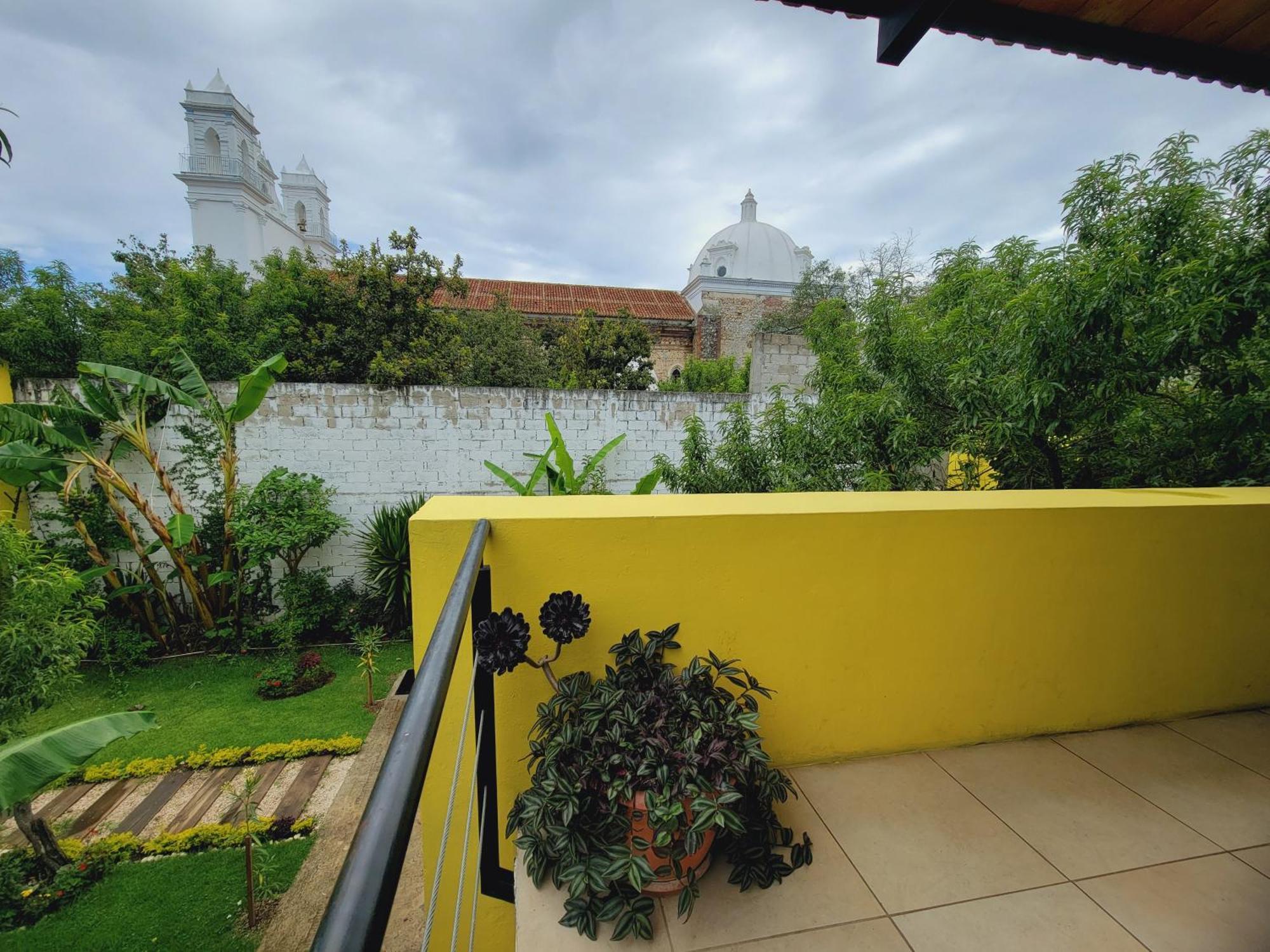 ホテル Jardines De Luz San Cristóbal de Las Casas エクステリア 写真
